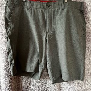Men’s shorts size 40 Under Armour